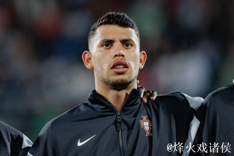 努内斯：无论谁担任首发位置，我都很开心和他并肩作战